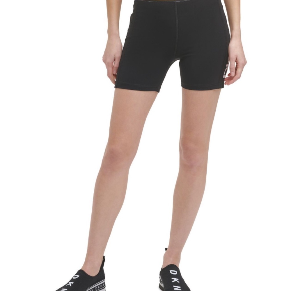 DKNY SPORT Women's High Waist Pocket Yoga Bike Shorts, Black